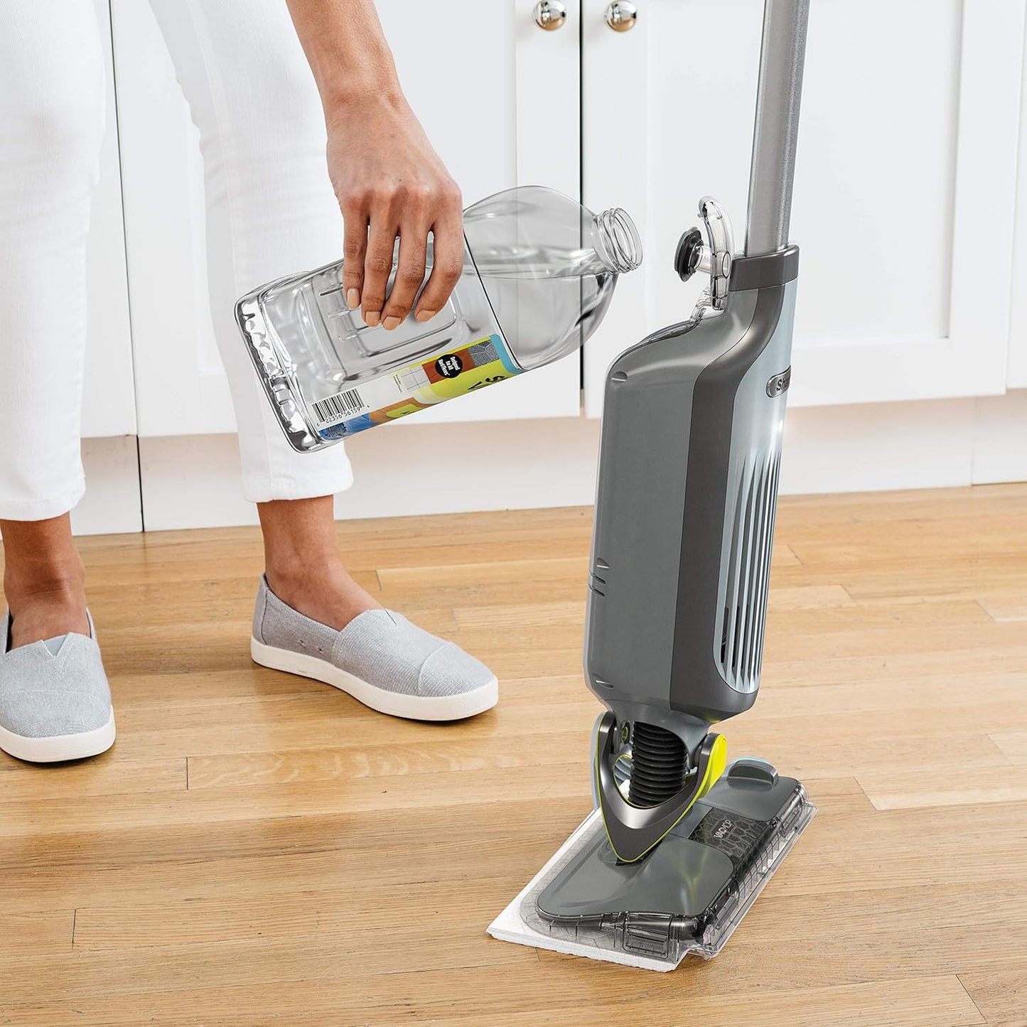 VACMOP Multi-Surface Cleaner Refill 2L Bottle, Compatible with VM252 & VM180, Cl