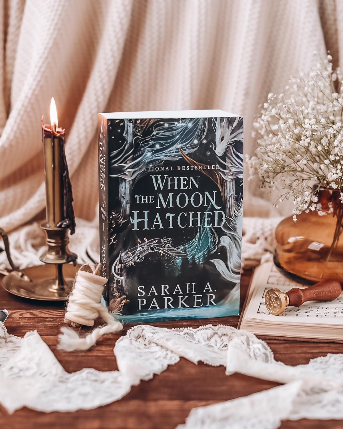 When the Moon Hatched: a Novel (The Moonfall Series, 1)