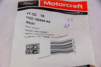 YF52 A/C Compressor Service Valve Assembly