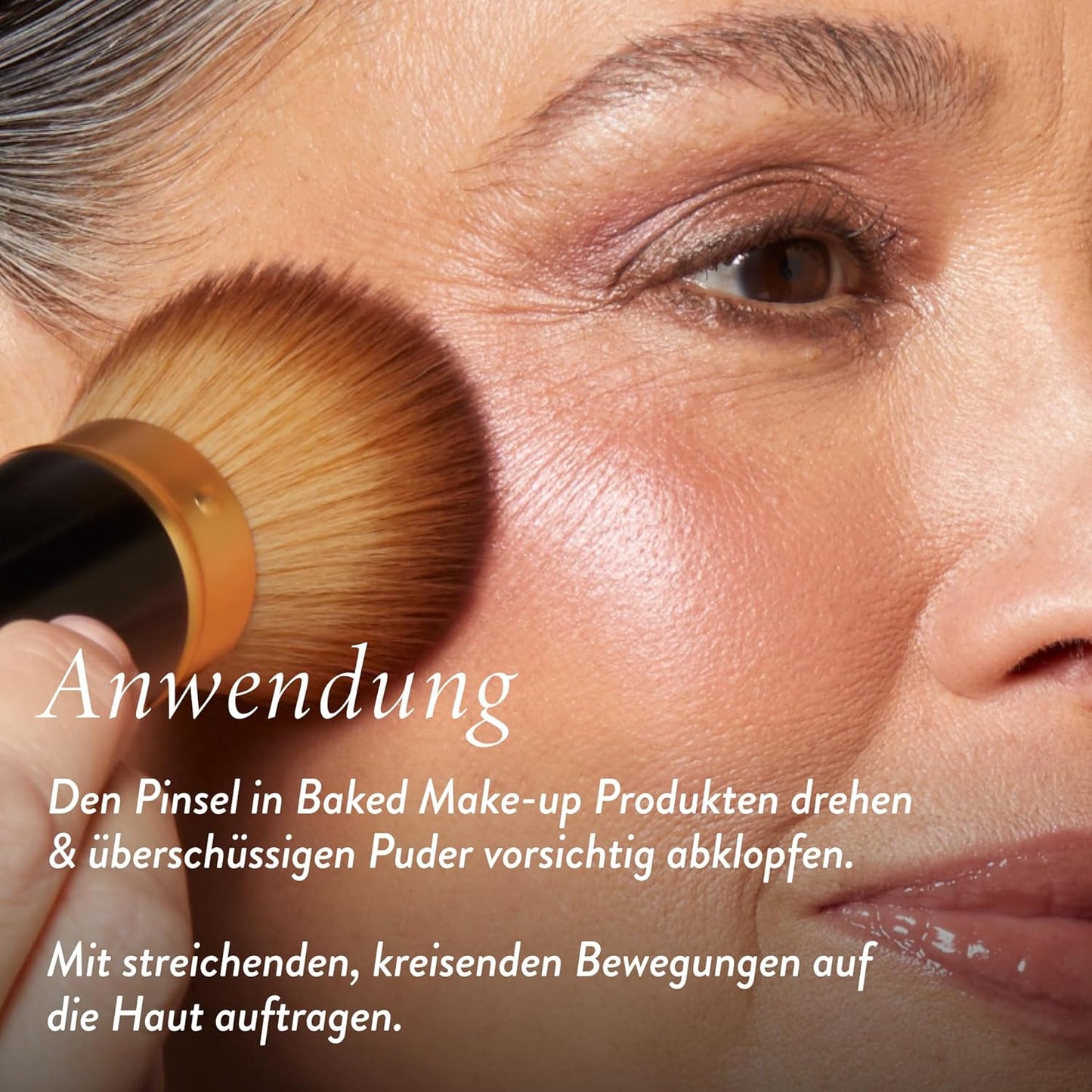 Retractable Black Kabuki Brush for Liquid, Cream and Powder Face Makeup with Alu