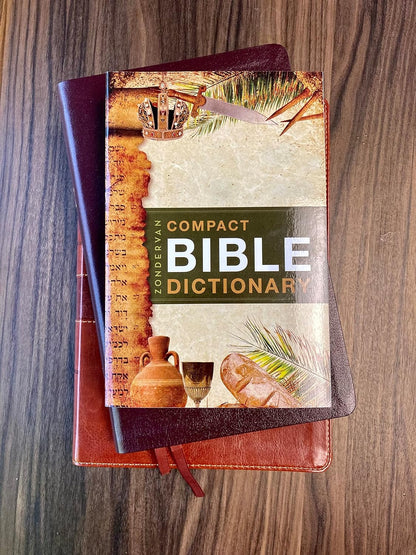 Zondervan Compact Bible Dictionary: A-To-Z Pocket Dictionary with over 5,000 Ent