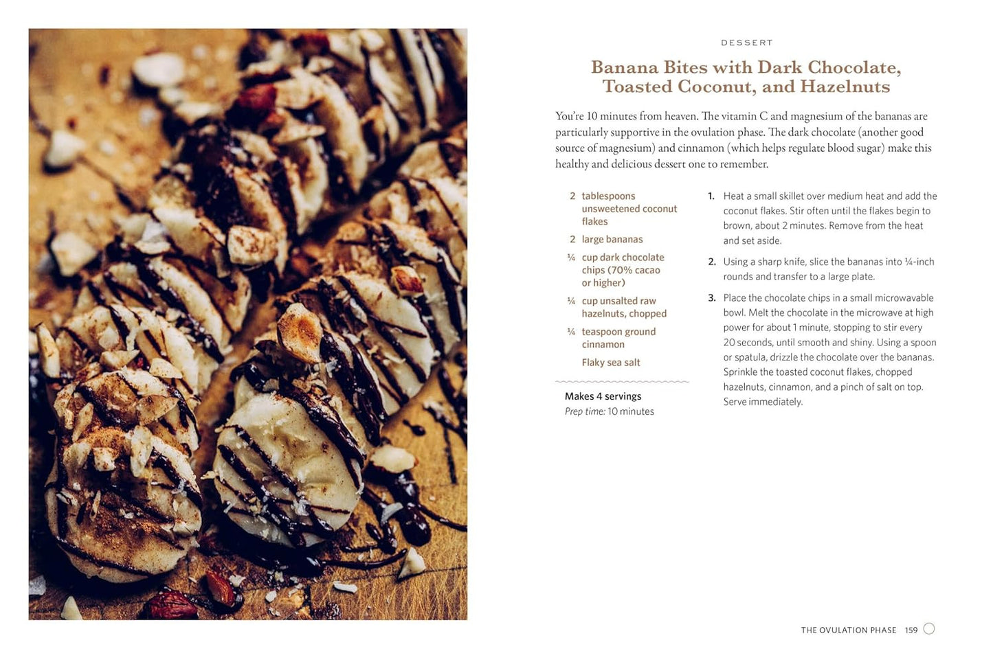 The Moon Cycle Cookbook: a Holistic Nutrition Guide for a Well-Balanced Menstrua