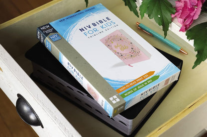 NIV, Bible for Kids, Flexcover, Pink/Gold, Red Letter, Comfort Print: Thinline E