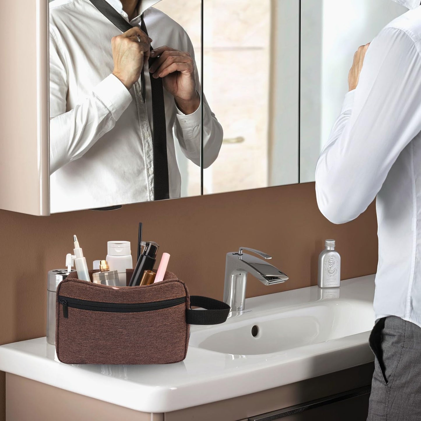 Travel Toiletry Bag Toiletry Bag for Women Men Hanging Toiletry Bag Cosmetic Bag