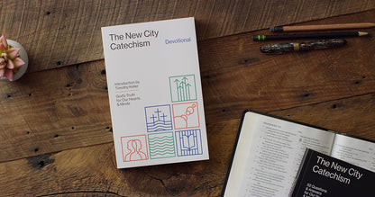 The New City Catechism Devotional: God'S Truth for Our Hearts and Minds (The Gos