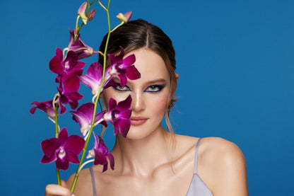 Waterproof Liquid Eye Liner, Stay All Day Makeup with Fine Brush Tip Lasting Sat