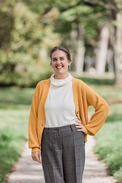 The Christmas Tree Farm: a Grumpy Sunshine Viral Tiktok Sensation Romcom for Fan