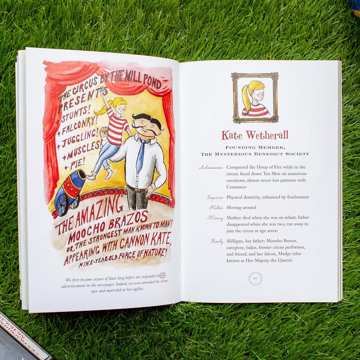 The Mysterious Benedict Society: Mr. Benedict'S Book of Perplexing Puzzles, Elus