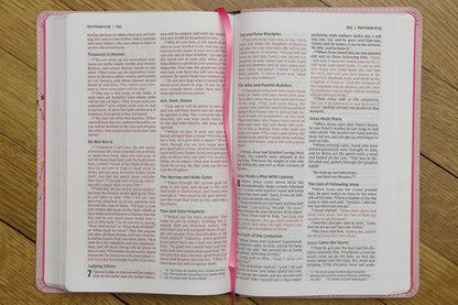 NIV, Bible for Kids, Flexcover, Pink/Gold, Red Letter, Comfort Print: Thinline E