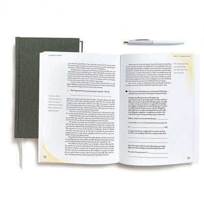 A Woman'S Heart: God'S Dwelling Place Bible Study Book