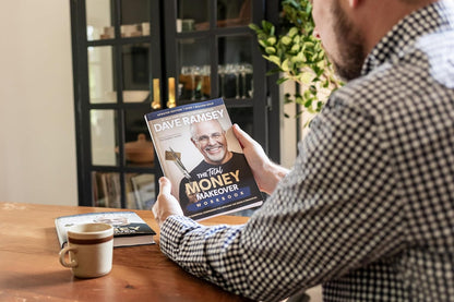 The Total Money Makeover Workbook Updated: the Essential Companion for Applying