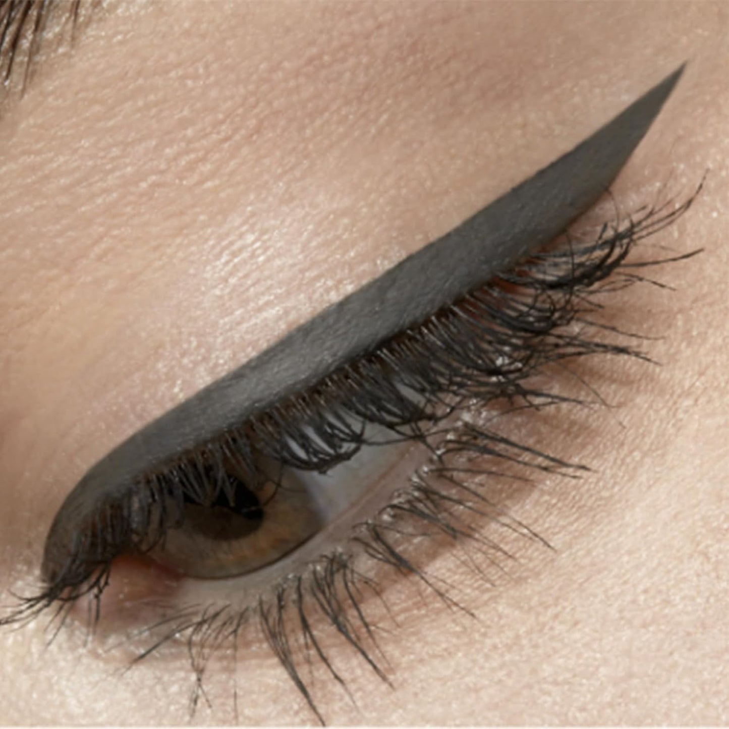 Waterproof Liquid Eye Liner, Stay All Day Makeup with Fine Brush Tip Lasting Sat