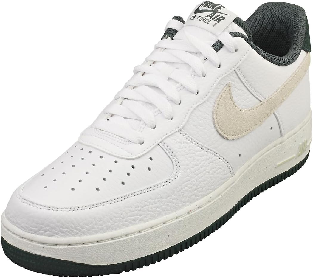 Nike Men's Air Force 1 '07 LV8 Sneaker
