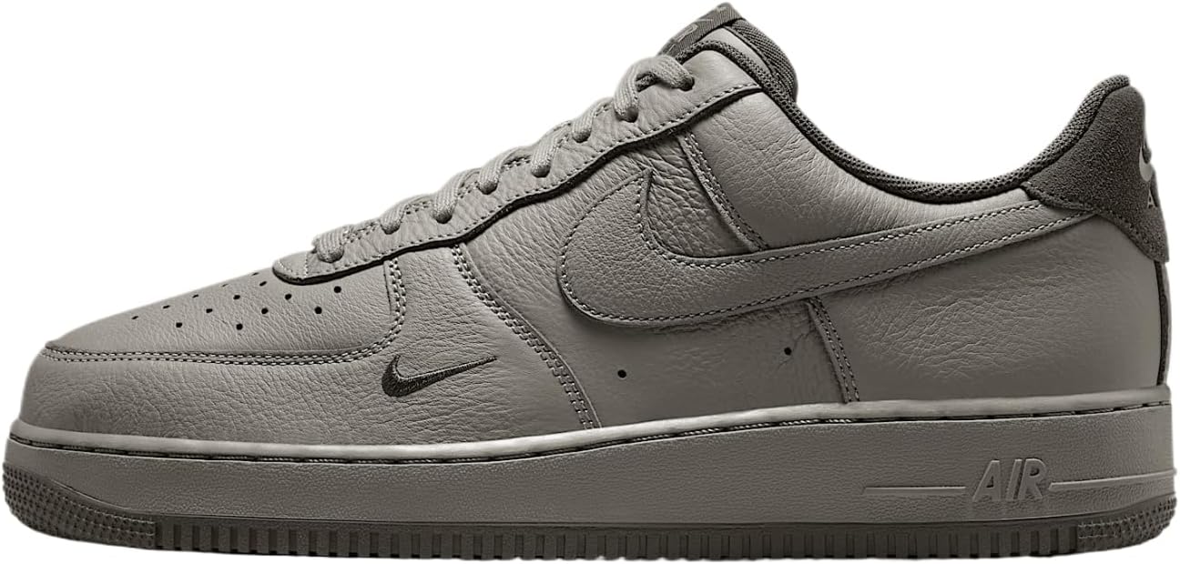 Nike Men's Air Force 1 '07 LV8 Sneaker